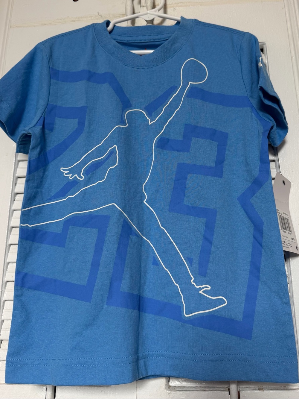 NWT Nike Jordan Basketball Tee size small 4-5 years
